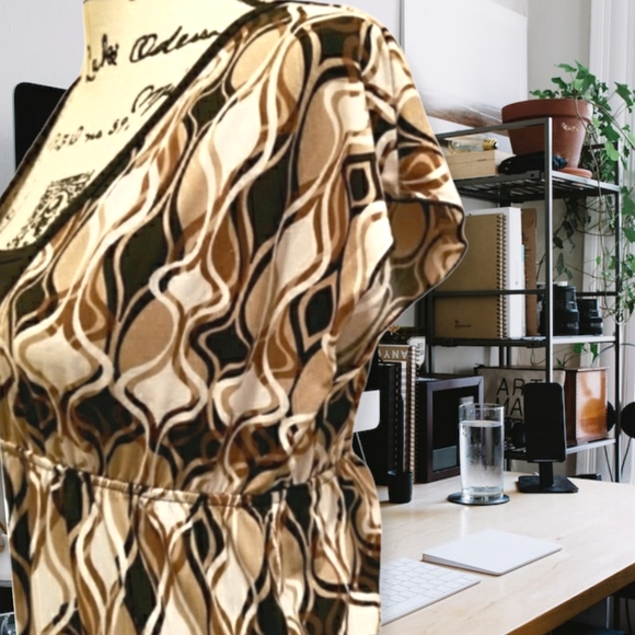 IZ by Cali Reto Style Blouse - Picture 2 of 6